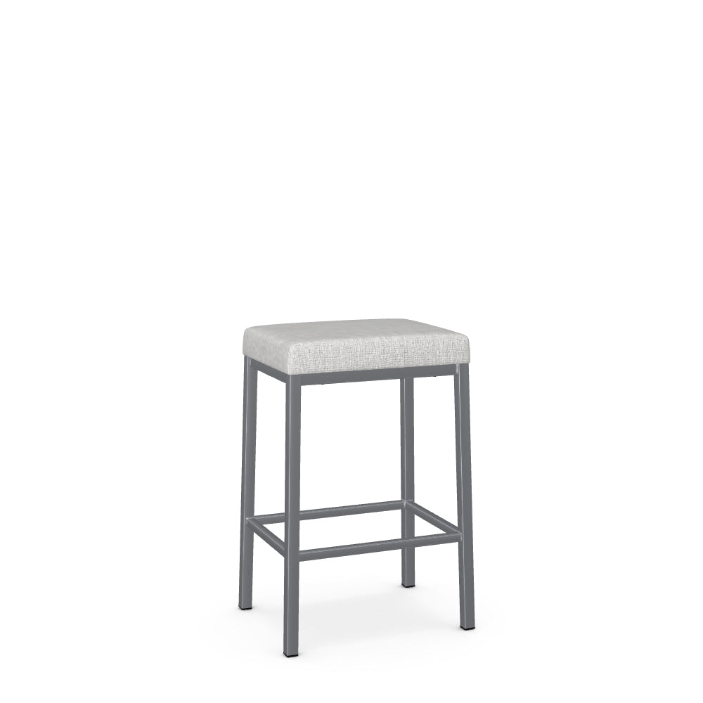 Bradley Stool